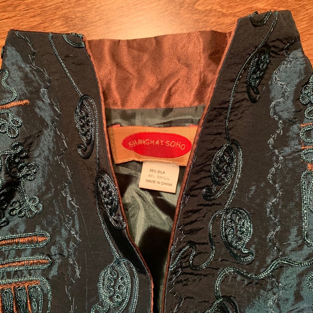 Silk Embroidered Jacket - Picture 4 of 8